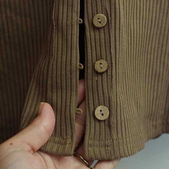 NWT Fashion Womens Slim Fit Cardigan Sweater Button Down Rib Knit Brown Size S - Picture 3 of 6